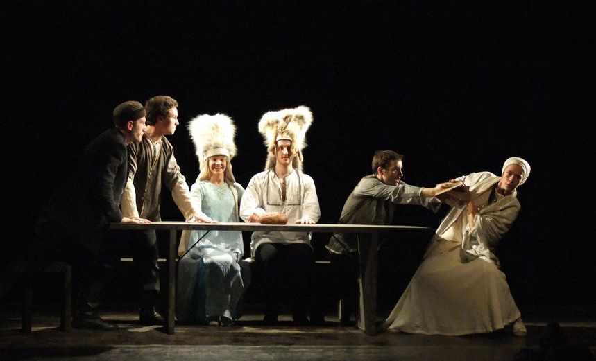 Материнское поле